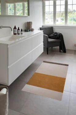 Clearance Tica Copenhagen - Smudsmåtte - Stripes Horizon - Ivory-Dijon-Brown - 90x130 cm
