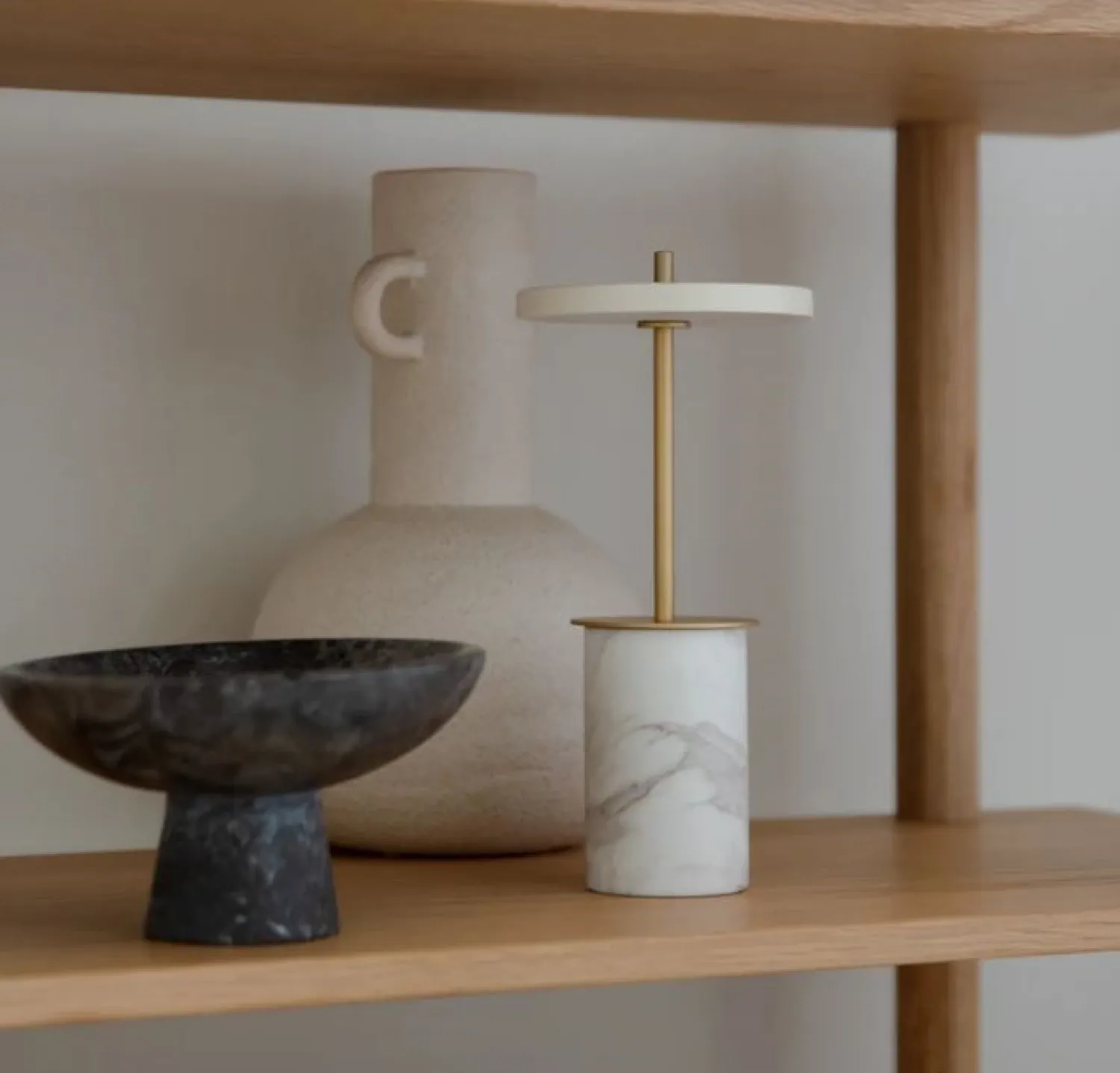 Discount Umage - Bordlampe - Asteria Move Mini - Grå Marmor Messing