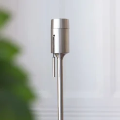 Hot Umage - Bordlampefod - Santé - Børstet stål