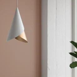 New Umage - Lampe - Cornet - Hvid/messing - Ø13,4 cm