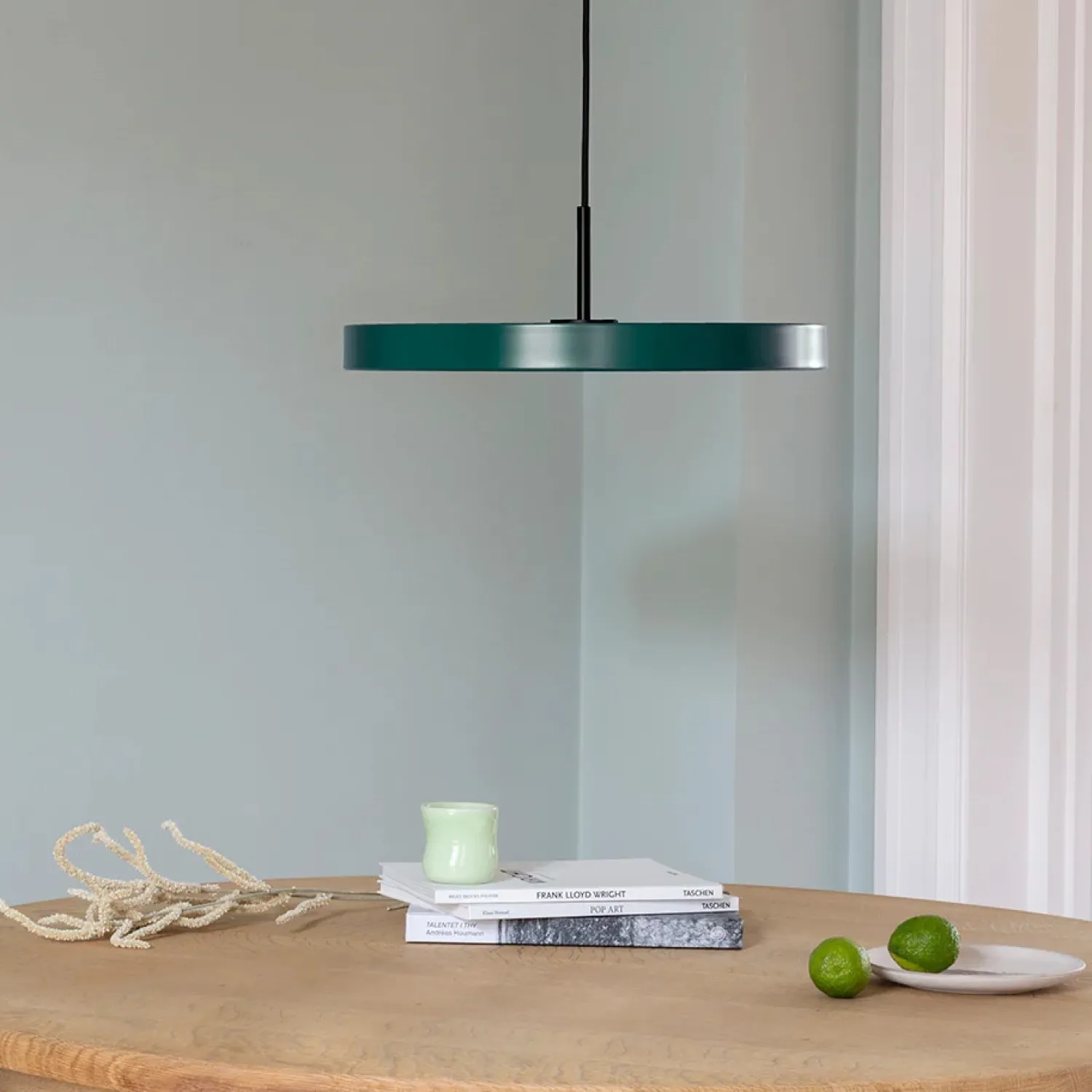 Hot Umage - Pendel m/ messingtop - Asteria - Forest green - Medium Ø43 cm