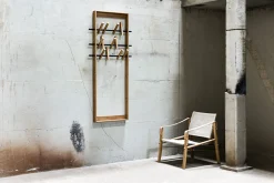 Outlet We Do Wood - Knagerække - Coat Frama - bambus med sort stål