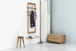 Outlet We Do Wood - Knagerække - Coat Frama - bambus med sort stål