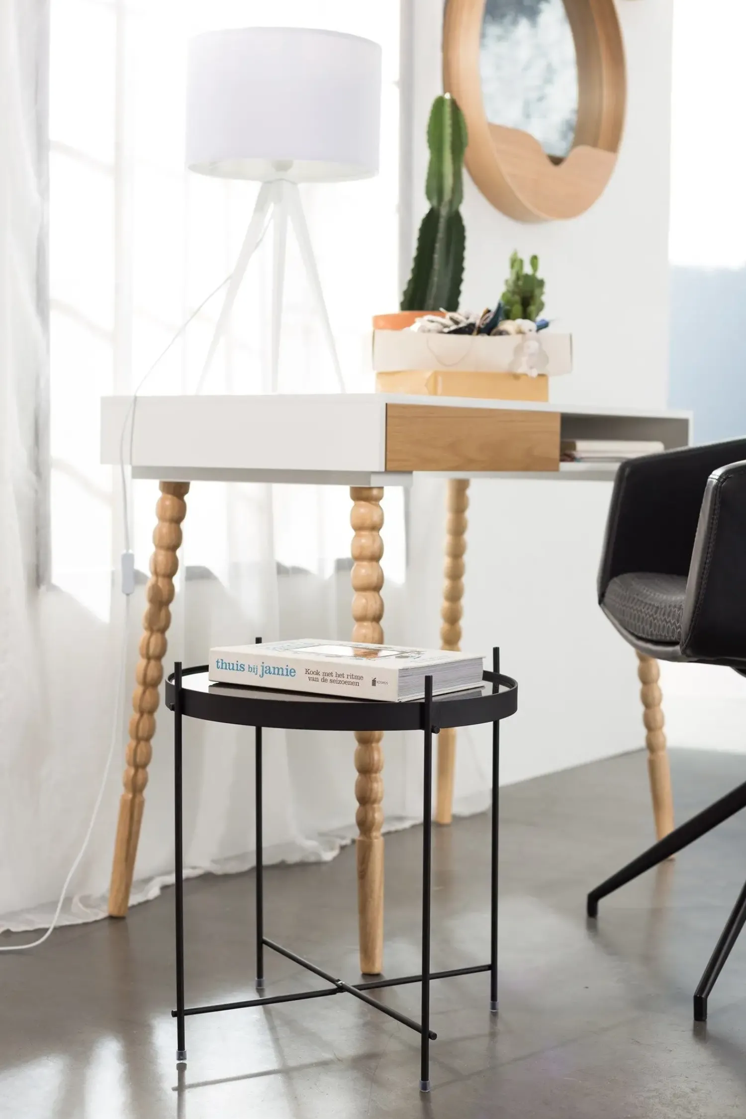 Outlet Zuiver - Bordlampe TRIPOD - Hvid