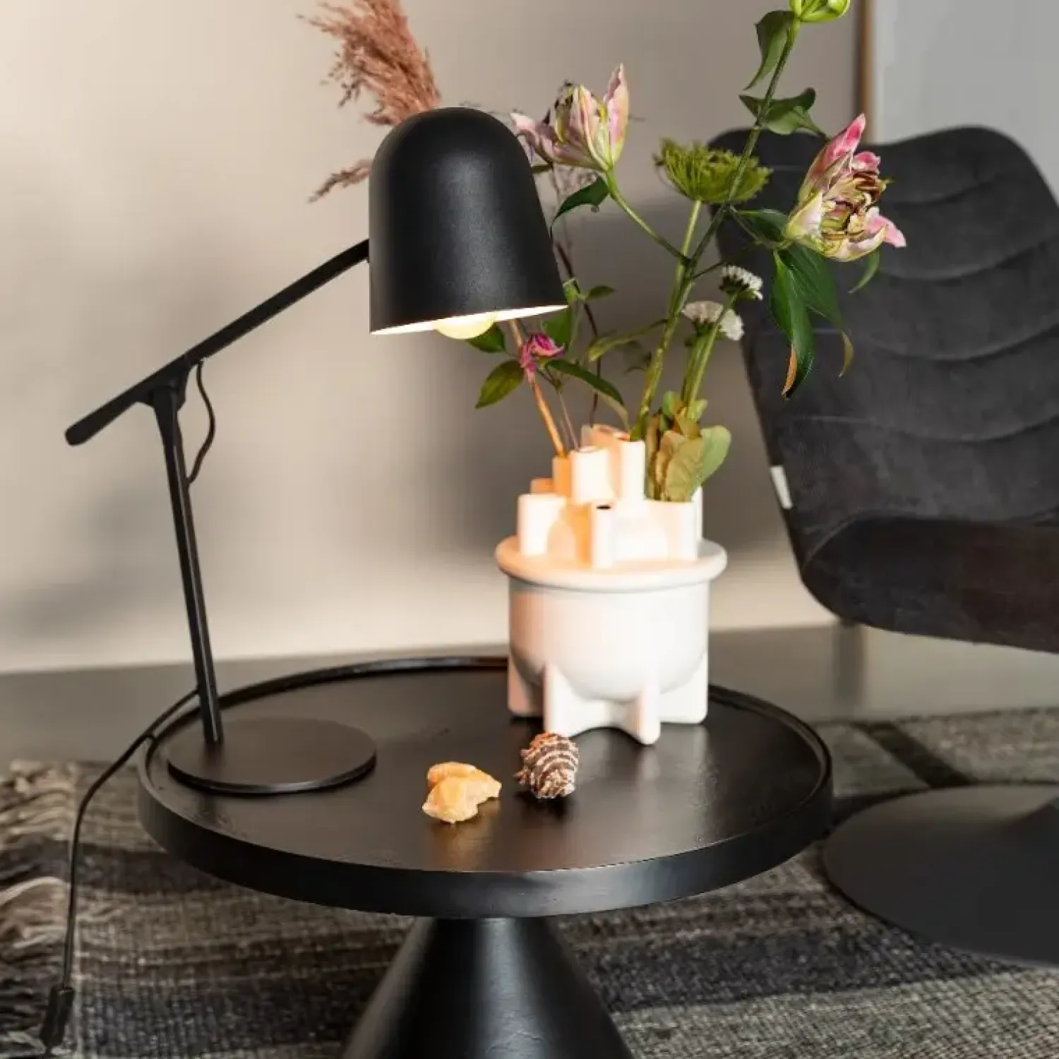New Zuiver - Lau bordlampe - Sort