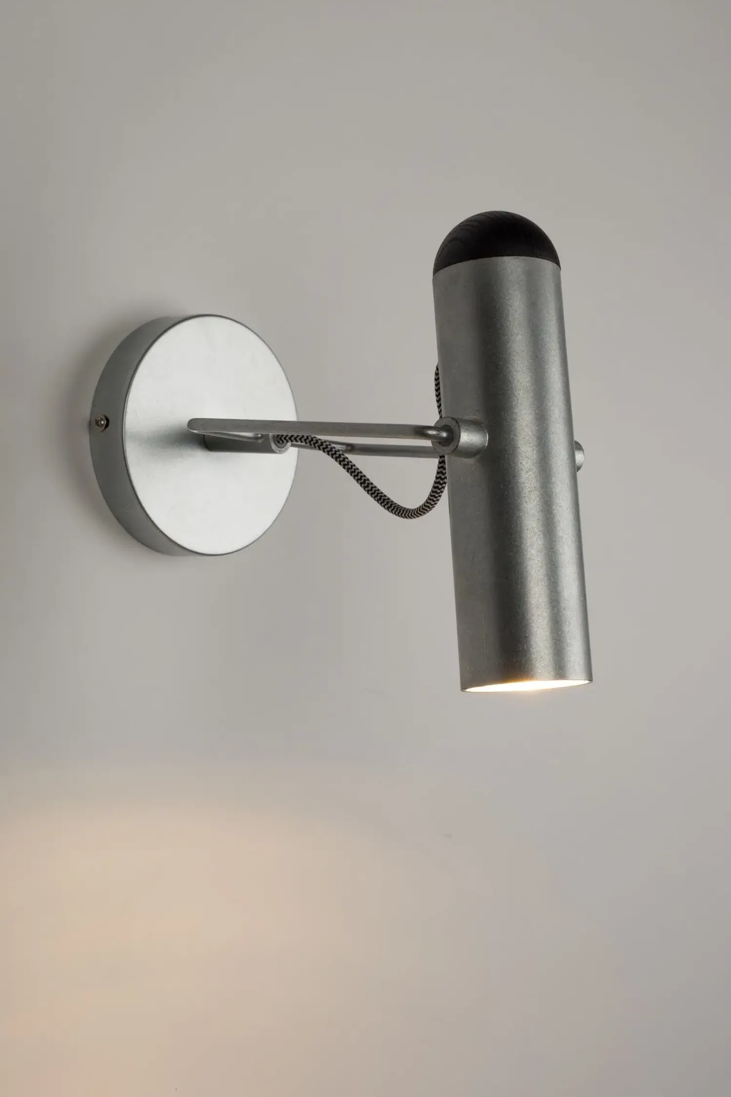 Outlet Zuiver - Væglampe MARLON - Galvaniseret